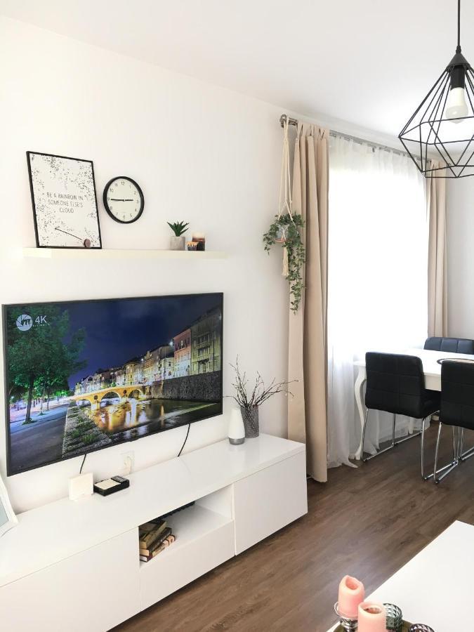 Cozy And Charming Apt. Sarajevo Apartment Exterior photo